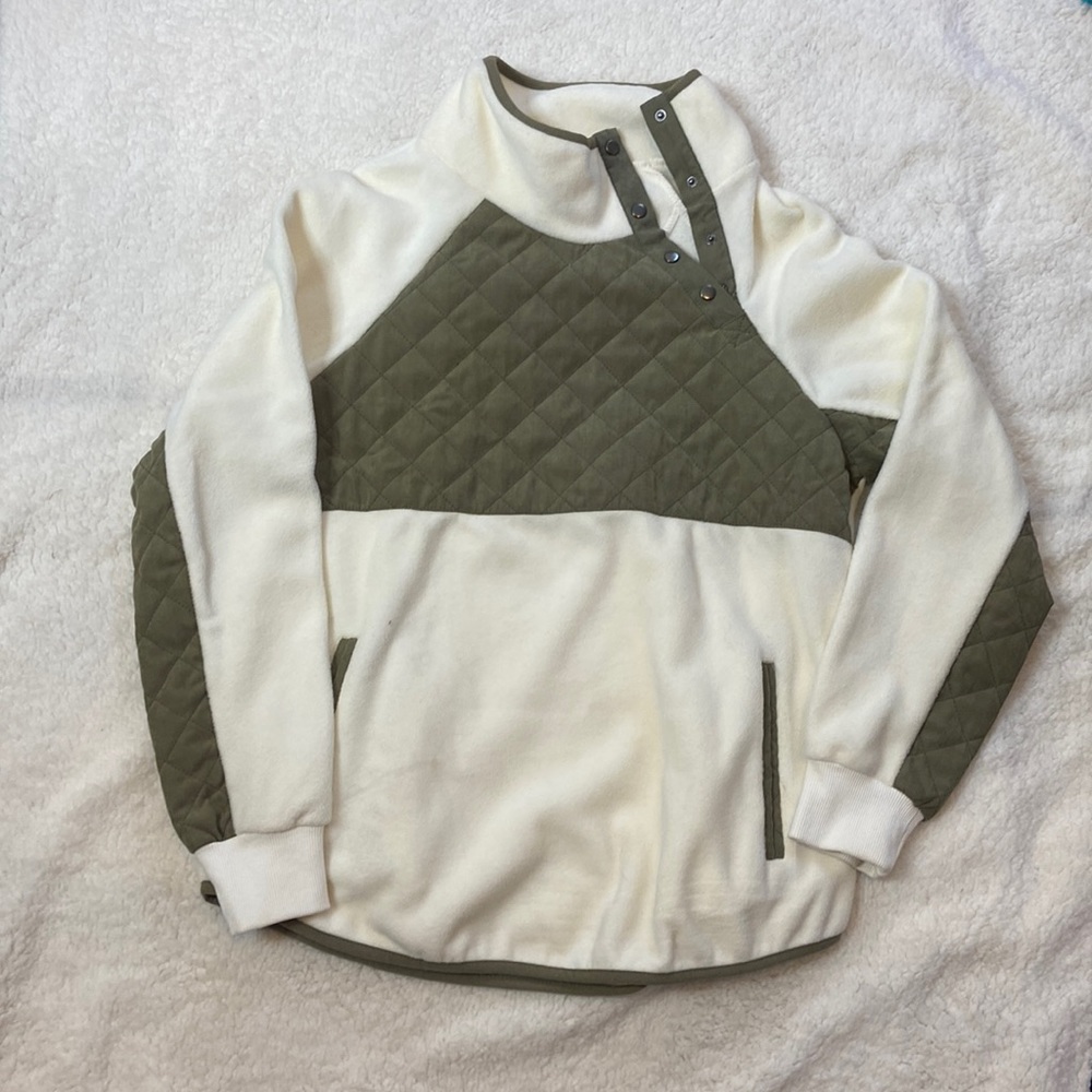 CBrand fleece sweatshirt size M
